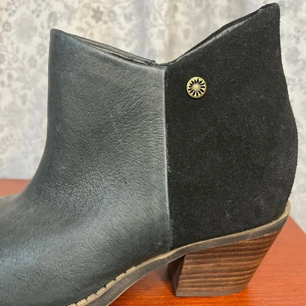 Yellow Box Dannika Black Leather Suede Booties Size 7M Western Ankle Boots